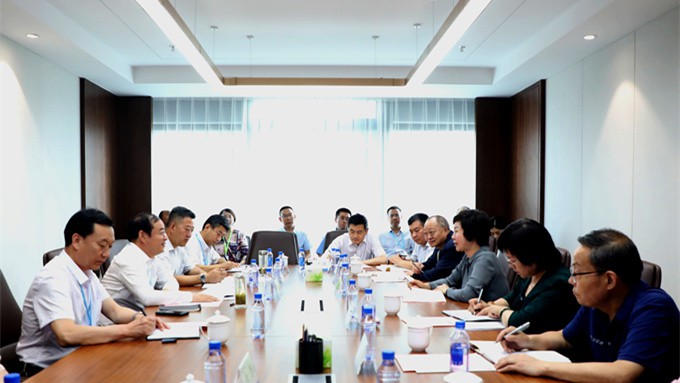省委組織部副部長、省人社廳廳長周麗寧一行來集團調(diào)研指導(dǎo)工作